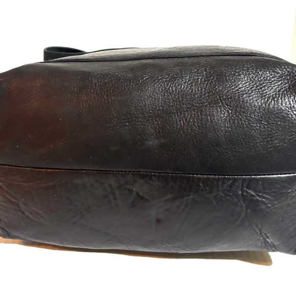 Madewell Elegant Black Leather Tote Bag - Picture 7 of 11